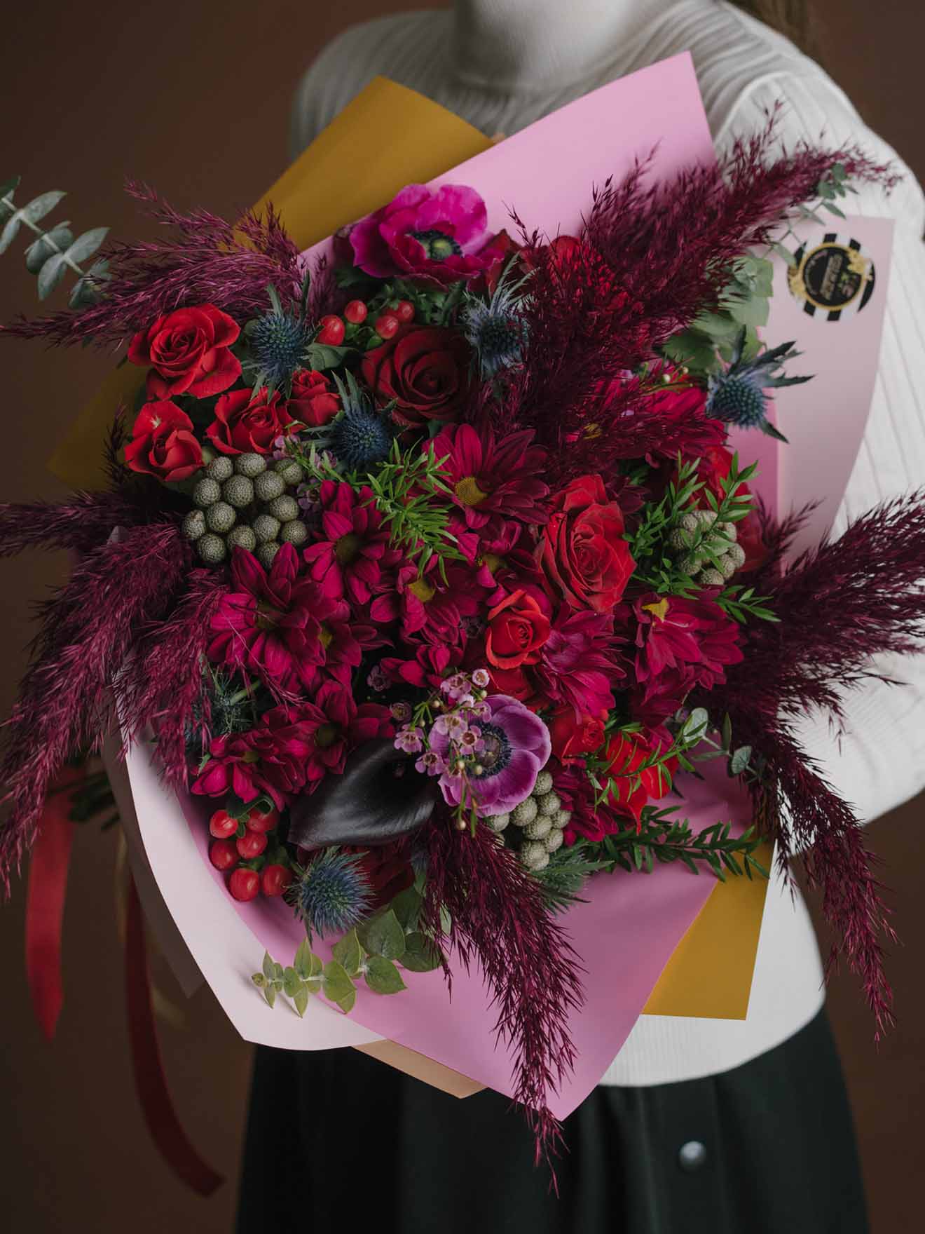 Buchet de flori în culori intense