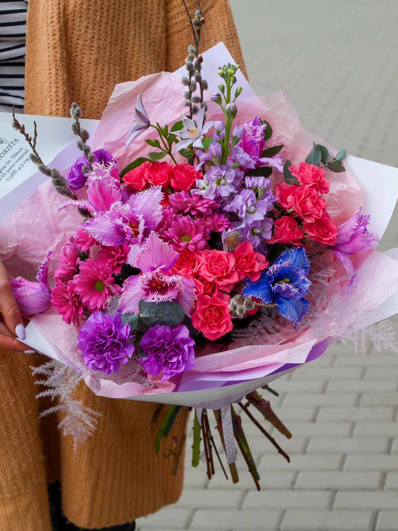 Explozie de zâmbete florale