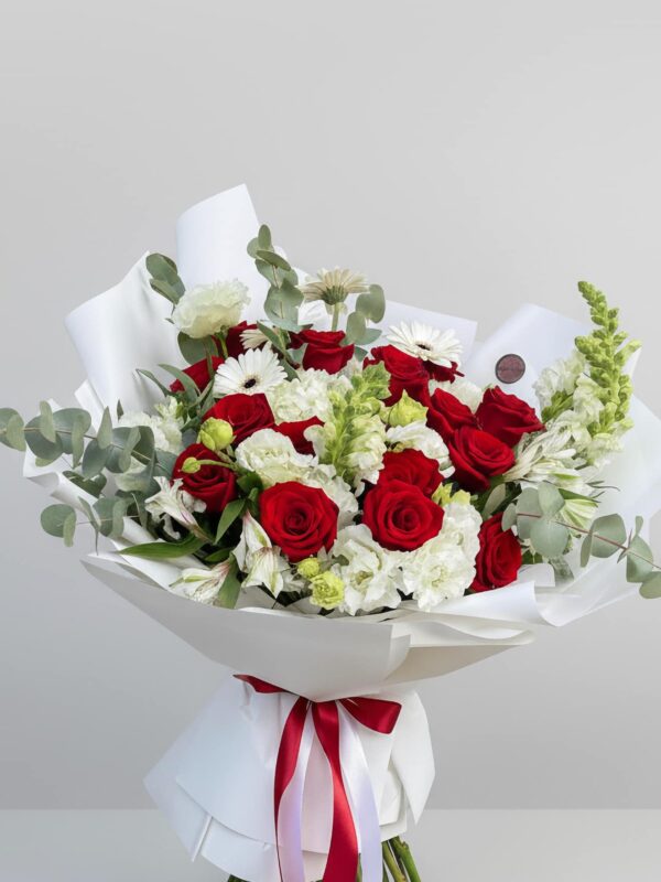Buchet Happy Red White