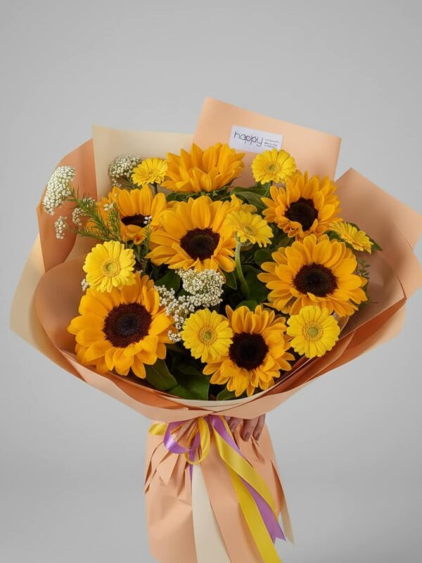 Buchet cu floarea soarelui Happy