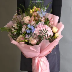 Buchet de flori "Pink Serenity"