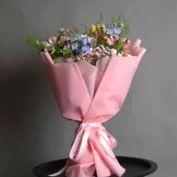 Buchet de flori "Pink Serenity"