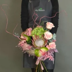 Buchet de Flori "Protea Dream"