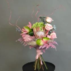 Buchet de Flori "Protea Dream"