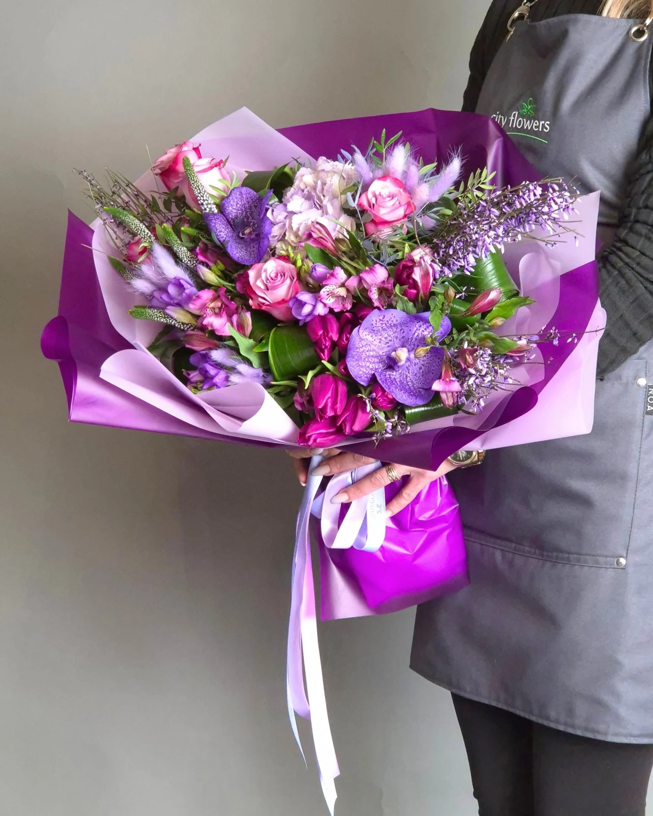 Buchet de Flori "Violet Vibrant"