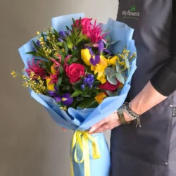 Buchet de flori "Vivid Spring"