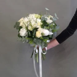 Buchet de Flori "White Symphony"