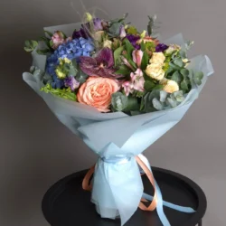 Pachet "Sweet Contrast" - Buchet & Tort Bezea 500 gr